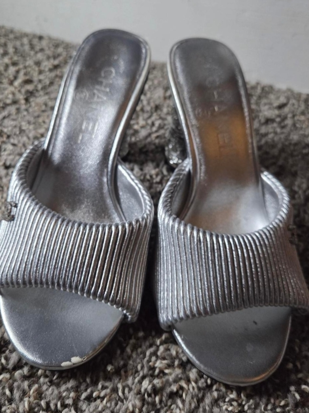 CHANEL Silver Ribbed Slide Sandals with Embellished Heel - Picture 7 of 9
